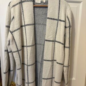 CYRUS Women's Cream and Gray Cardigan Size Large